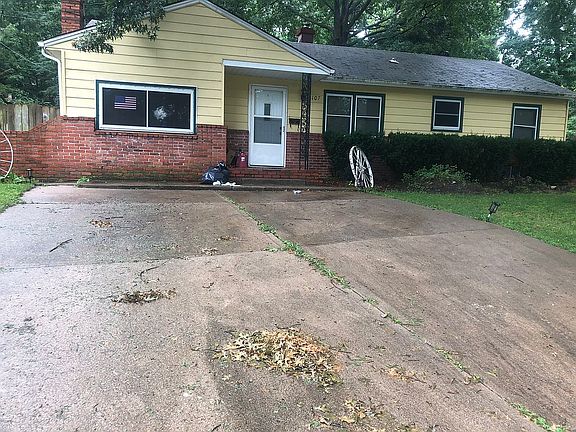 Front yard 
