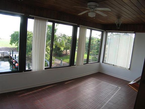 3rd image of 4800 Overseas Hwy APT 11