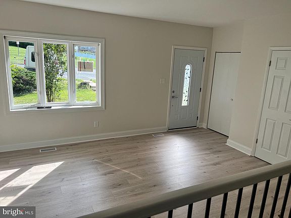 5th image of 2031 Wintergreen Pl