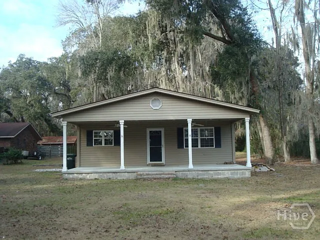 215 Old Mill Rd E