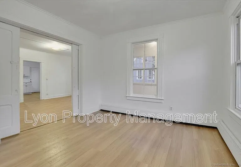 251-253 Jackson St #253 — Photo 6