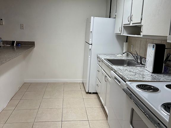 2nd image of 517 7th Pl
