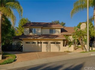 22129 Dardenne St, Calabasas, CA 91302