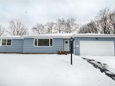 161 Miller Ln, Rochester, NY, 14617