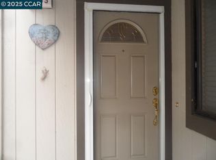 1405 Hull Ln, Martinez, CA