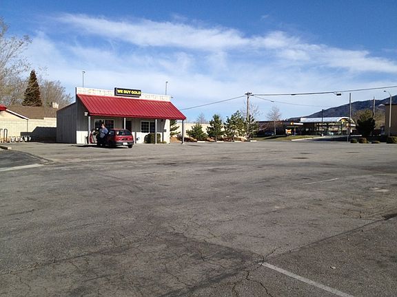 Used Car Dealership Space
