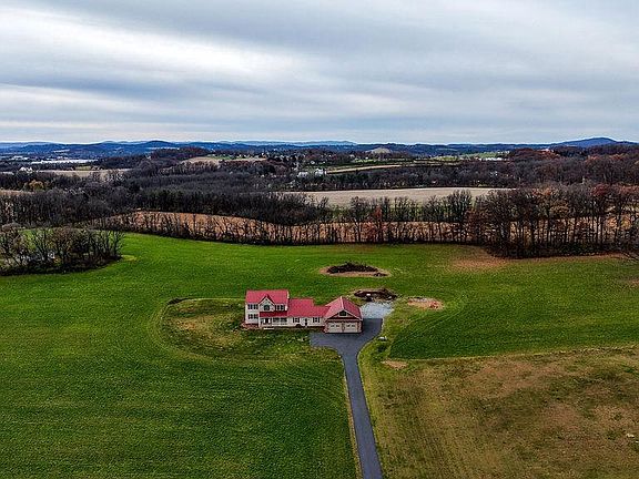 3rd image of 130 Troxel Rd