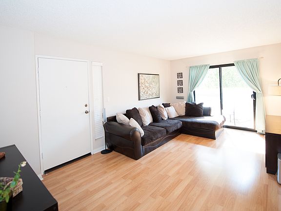 2nd image of 27925 Tyler Ln Unit 735