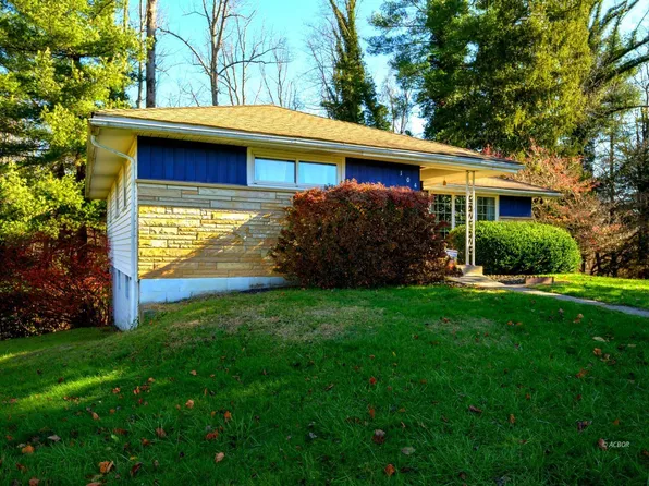 104 Terrell Dr, Pomeroy, OH 45769