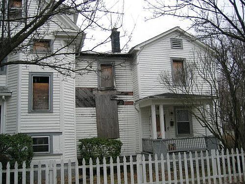 2nd image of 13 Liberty St