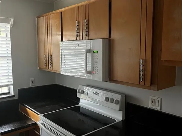 5379 Treetops Dr #M-203, Naples, FL 34113