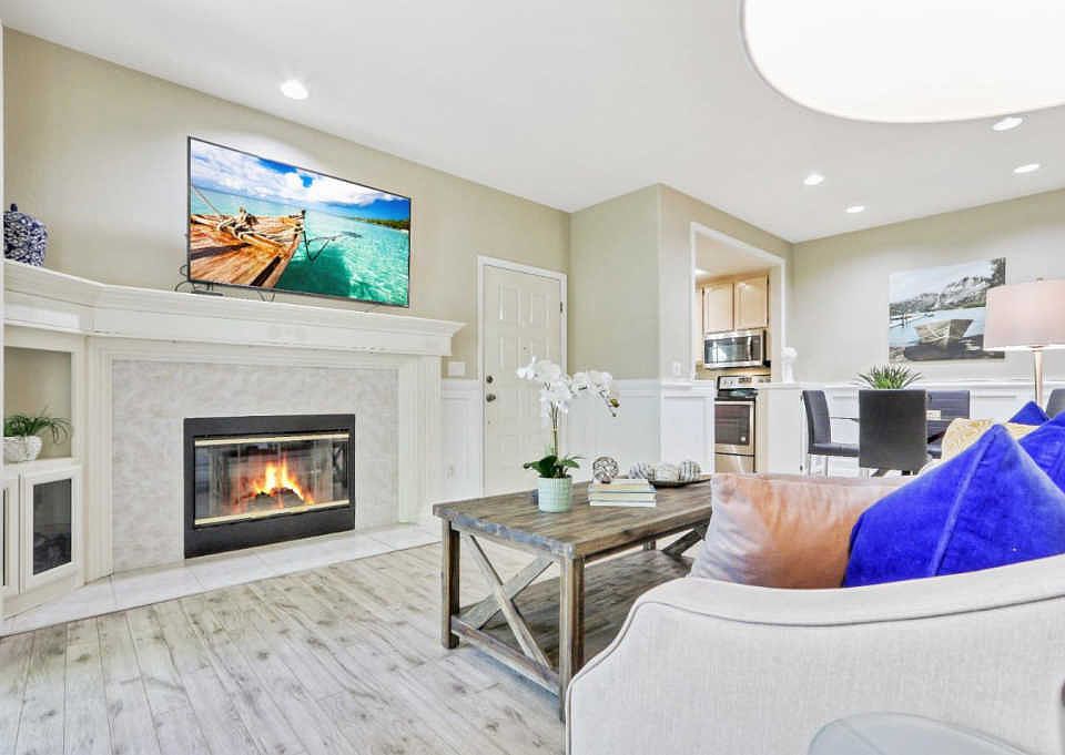 1st image of 834 Owens Lake Dr