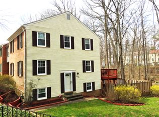 5676 Kirkham Ct, Springfield, VA 22151