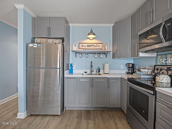 4th image of 2182 New River Inlet Road #372