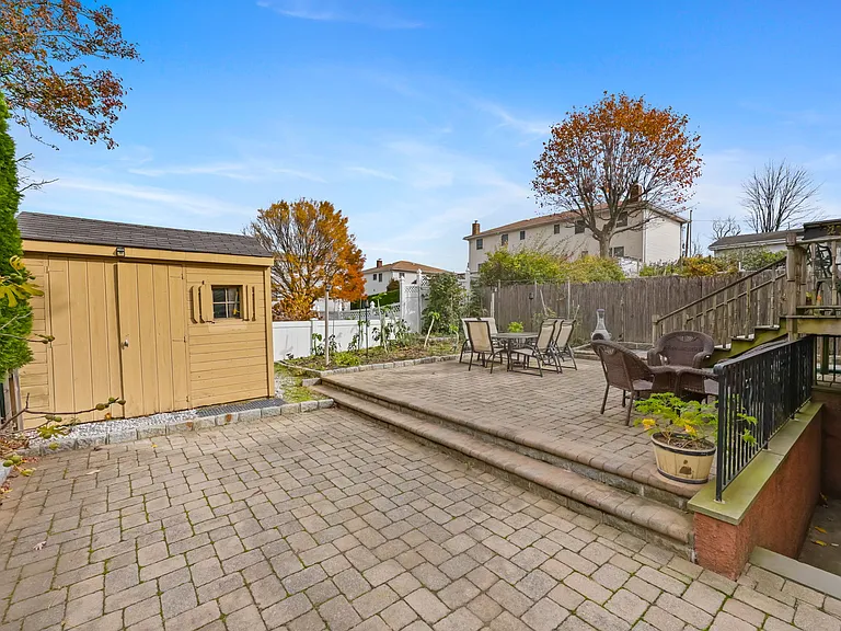 29 Brookridge Ave — Photo 40