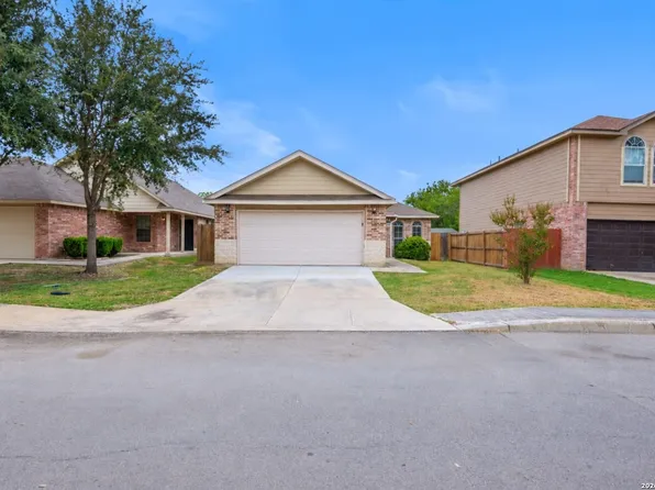 6911 Heathers Way, San Antonio, TX 78227