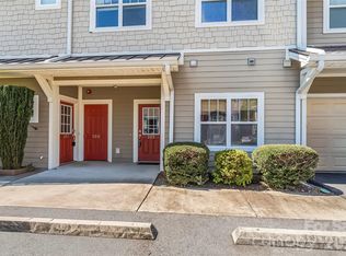 123 Foxden Dr Unit 103, Fletcher, NC 28732