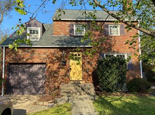 705 S Wayne St, Arlington, VA 22204