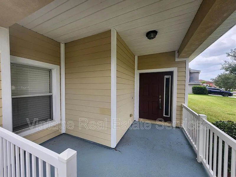 3 bed, 2.0 bath, 2098 sqft, $2,195 — Photo 4