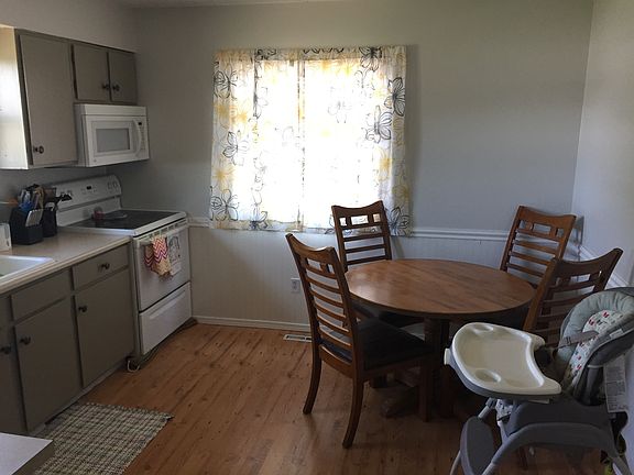 4th image of 2509 Sterling St