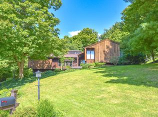 5808 Ropes Dr, Cincinnati, OH 45244