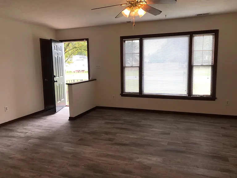 6426 Kristy Star Ln — Photo 5