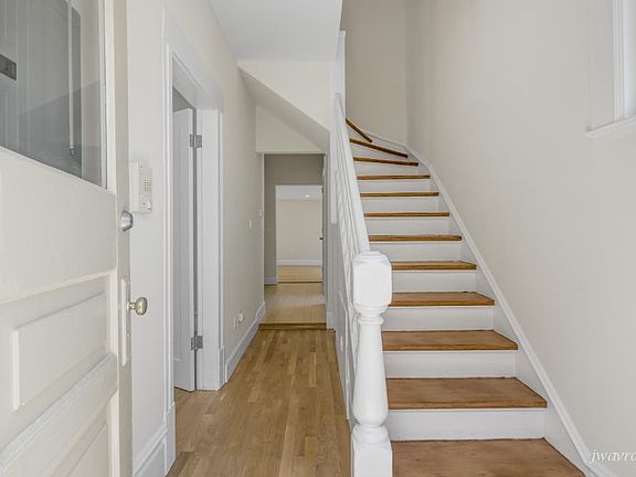3rd image of 4156 1/2 24th St