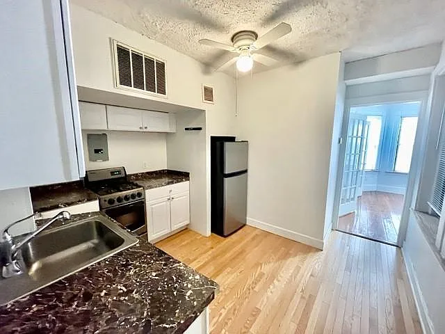20 Stillman St #2F