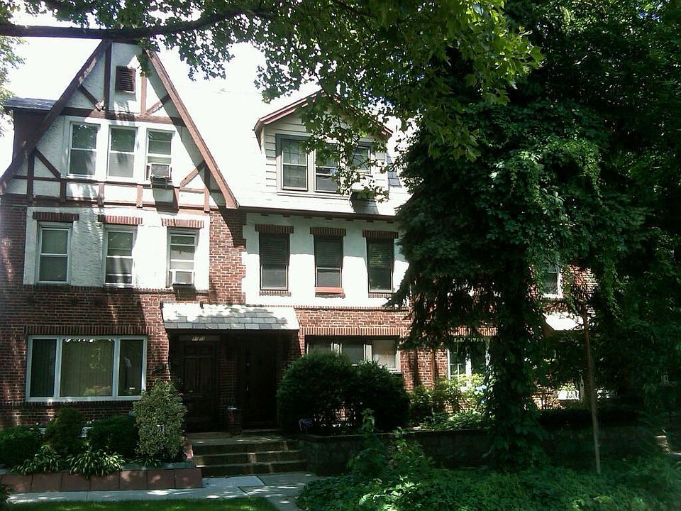 1st image of 9903 Ascan Ave