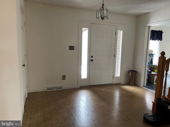 128 Mountain Rd, Mc Alisterville, PA 17049
