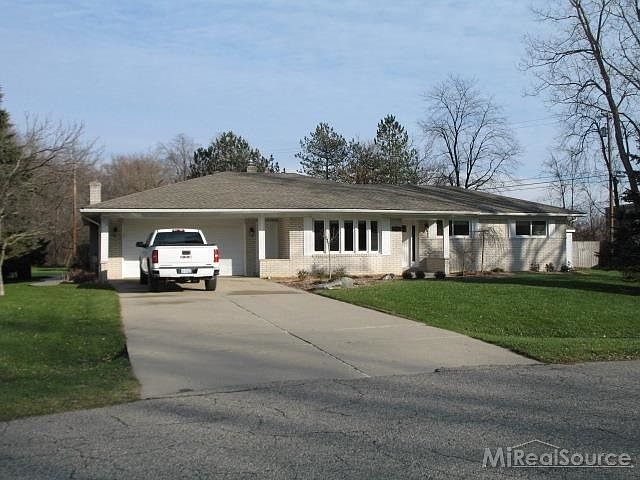 1st image of 7495 Farr Ct