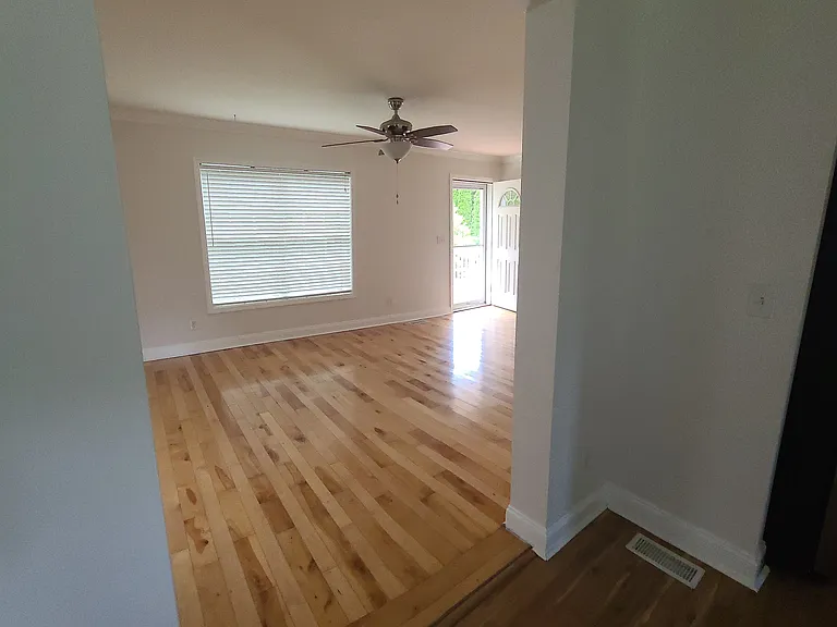 11 Smith Graveyard Rd — Photo 20