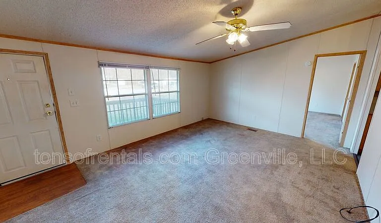 202 Bunker Ct — Photo 3