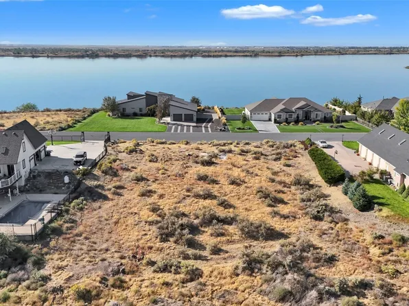 7524 Dune Lake Road SE, Moses Lake, WA 98837