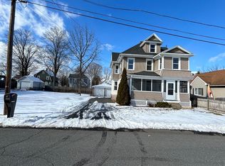 14 Park Pl, East Longmeadow, MA 01028