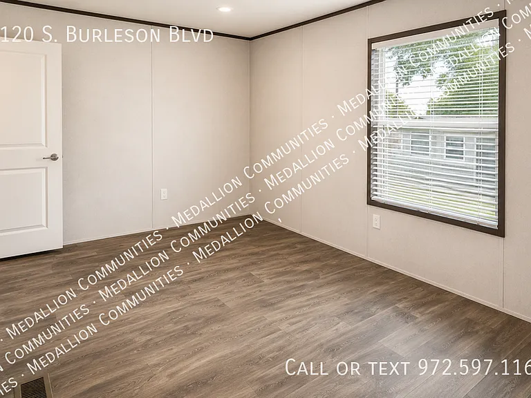 2120 S Burleson Blvd — Photo 6