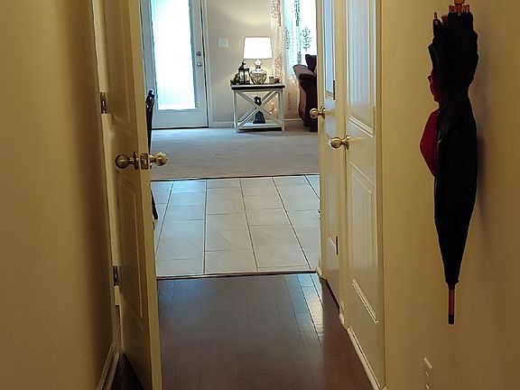 4th image of 4358 Aurora Cir