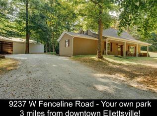 9237 W Fenceline Rd, Spencer, IN 47460