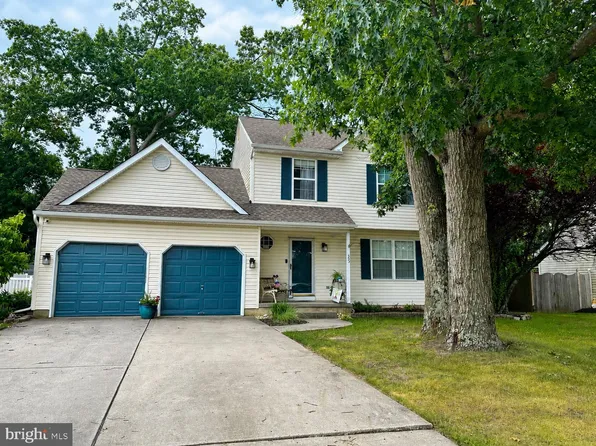 393 Bryn Mawr Dr, Williamstown, NJ 08094