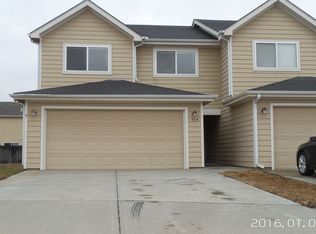910 Jackalope Ct, Junction City, KS 66441