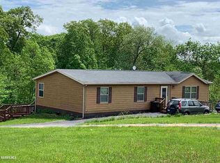 2553 N Elizabeth Scales Mound Rd, Elizabeth, IL 61028