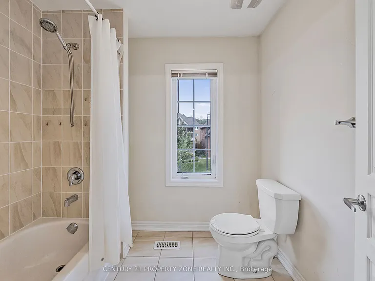 919 Green St — Photo 32