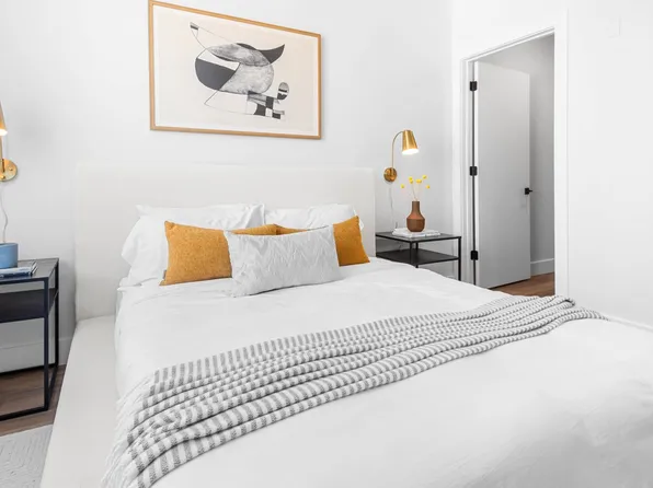 500 Communipaw Avenue image 2 of 16