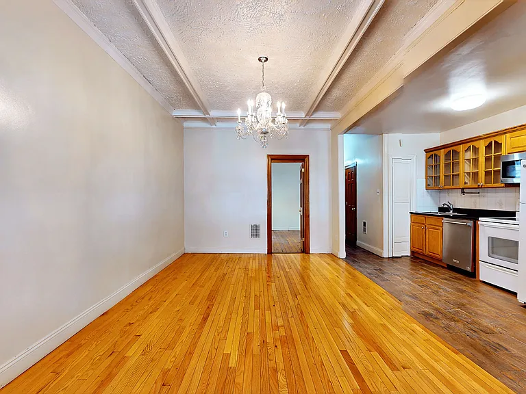 479 Irving Ave #1 — Photo 11