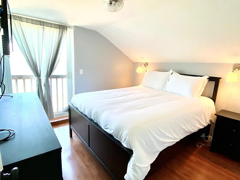 E Lakeshore Dr — Photo 20