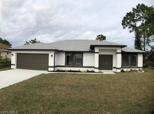 4112 3rd St SW, Lehigh Acres, FL 33976