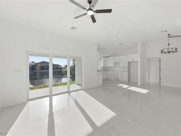 2105 NE 1st Ave, Cape Coral, FL 33909