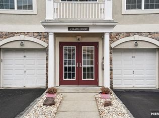 4 Slate Ct, Little Falls, NJ 07424
