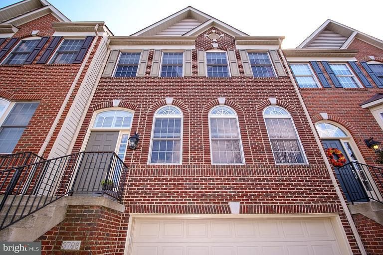 1st image of 3796 Elmwood Towne Way