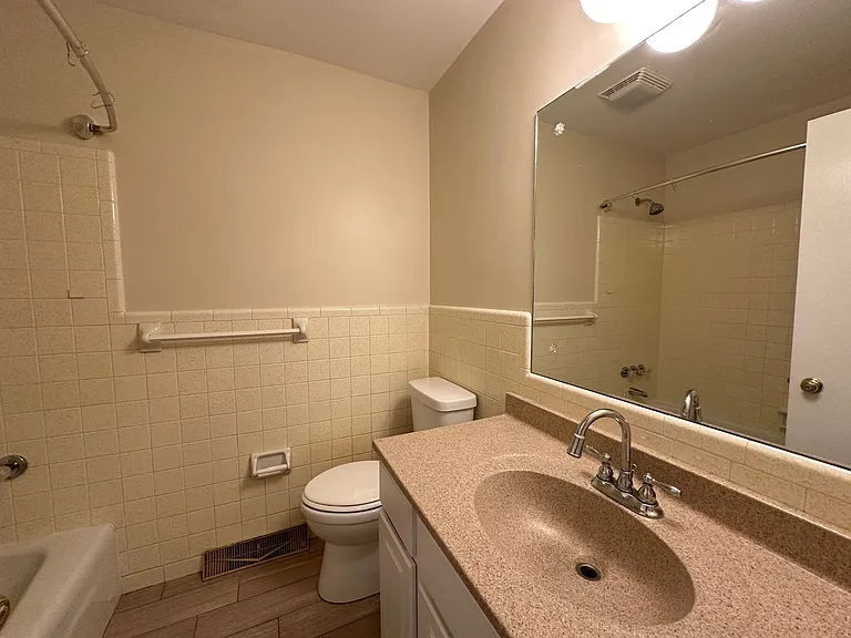 3486 Ormond Cir — Photo 14
